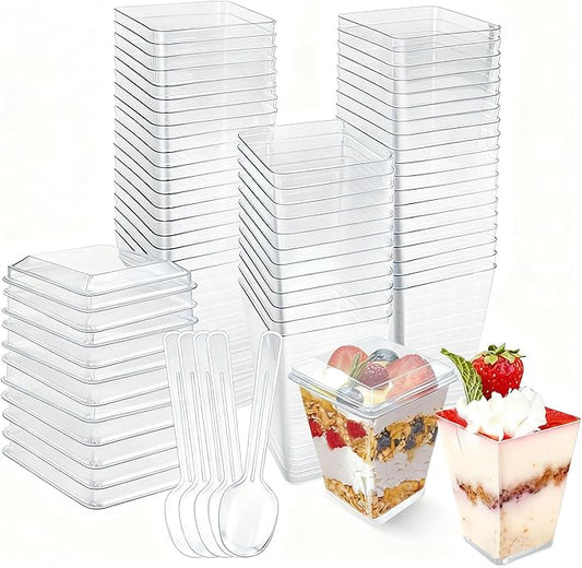 44 Dessert Cups aus Plastik + Deckel + Löffel