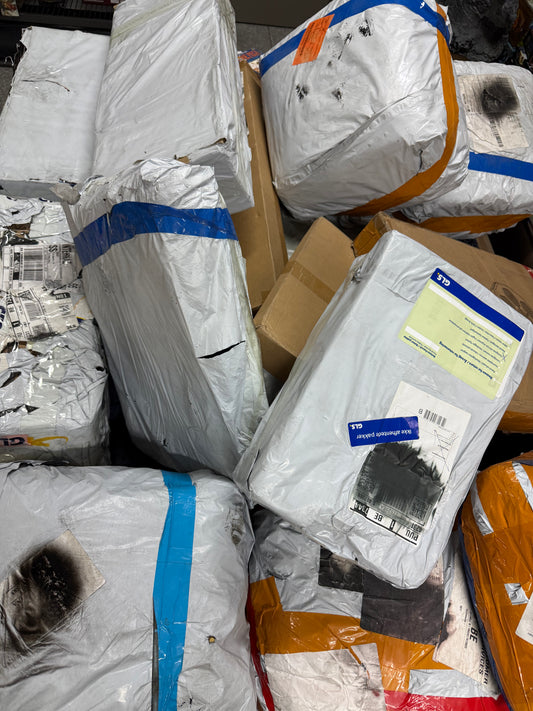 1 SecretPack Premium / Mystery Boxen – ungeöffnete, nicht zugestellte Pakete